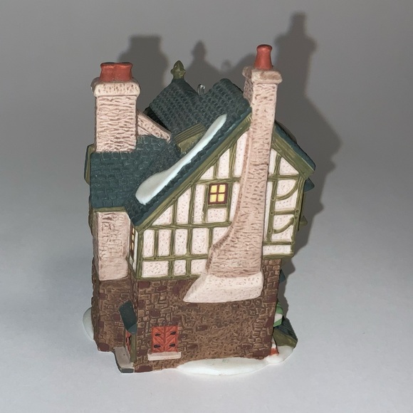 Pied Bull Inn & Sir John Falstaff Inn Dept 56 Ornaments - Picture 5 of 11